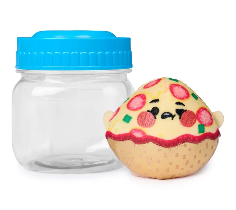 Surprise reveal toy detail
