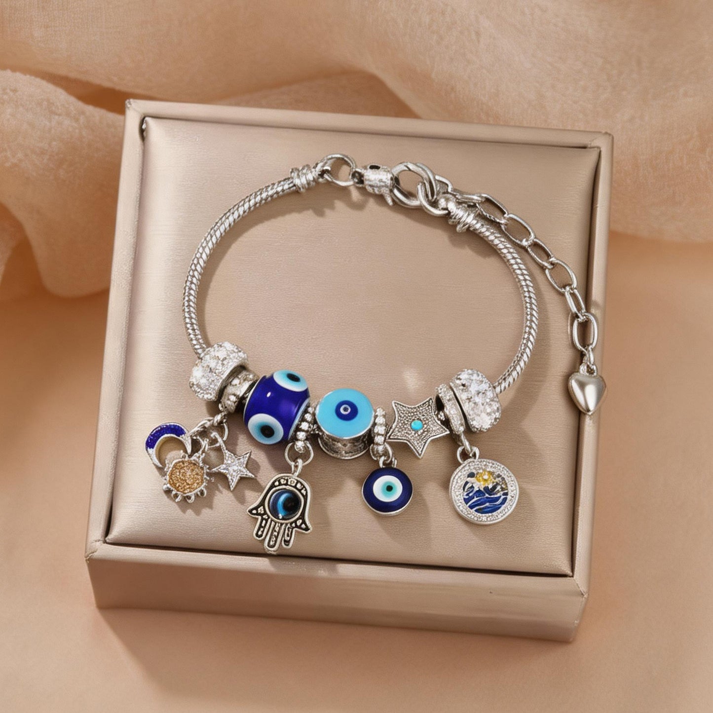 📢📢40% OFF !! ⏰Celestial Sun Moon Charm Bracelet
