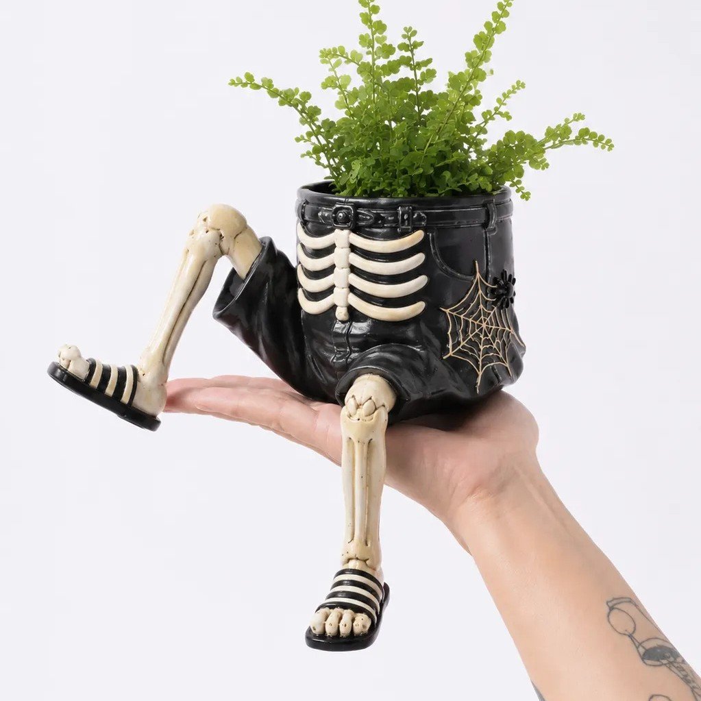 🔥LAST DAY 50% OFF - 💀🎃Halloween Whimsical Hanging Leg Planter Hand-Painted Resin Succulent Pot💐