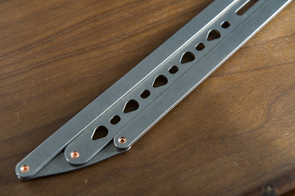 🎖️Adjustable Leather Belt Hole Punch | Stainless Steel Ruler Tool for Belts & Straps