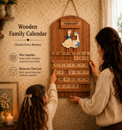 🎄 Festive Wooden Perpetual Calendar