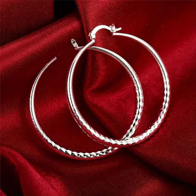 🎉BUY 1 GET 1 FREE🎁Diamond-Cut Hoop Earrings for Women – Elegant, Sparkling 💎